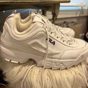 Fila tennis shoes